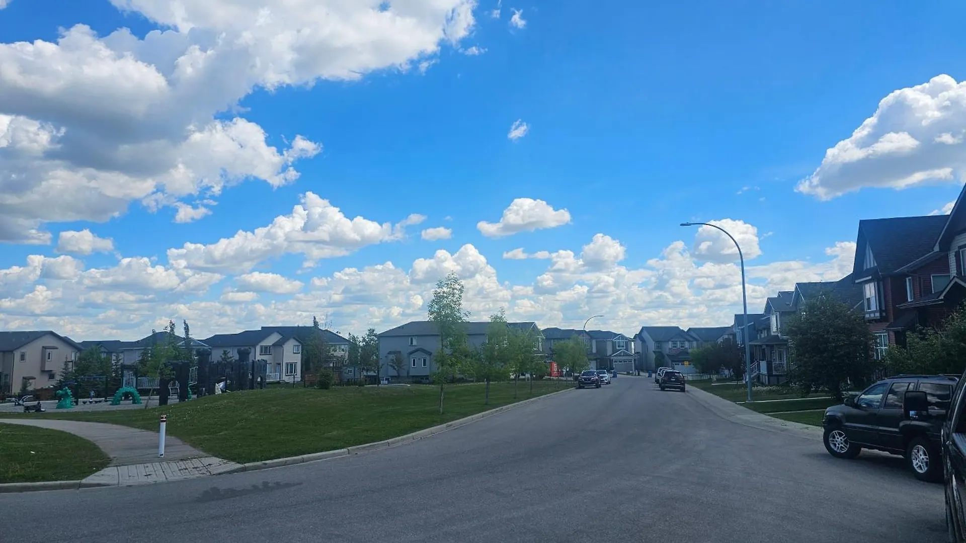 Luxury Basement Suite With 2 Bedrooms, 2 Queen Beds, Free Wi-Fi, And Free Parking Calgary 0*,  Canada
