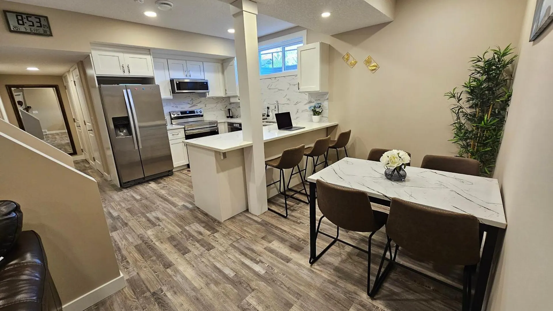 Luxury Basement Suite With 2 Bedrooms, 2 Queen Beds, Free Wi-Fi, And Free Parking Calgary 0*,  Canada